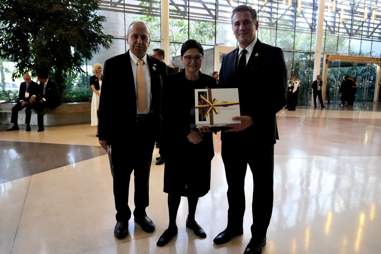 Vicecanciller de Colombia participó en la Transmisión de Mando Presidencial de Costa Rica y reafirmó el compromiso con el fortalecimiento de la relación bilateral